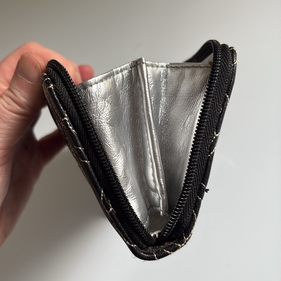 Steve Madden Black Floral Faux Wallet - Picture 6 of 8